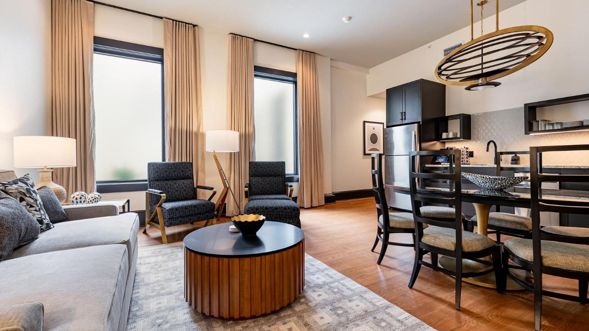 The Mayfair Hotel 4*