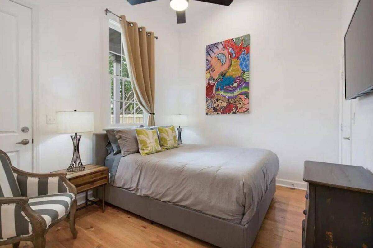 Cozy Escape With Private Outdoor Space Holiday home New Orleans