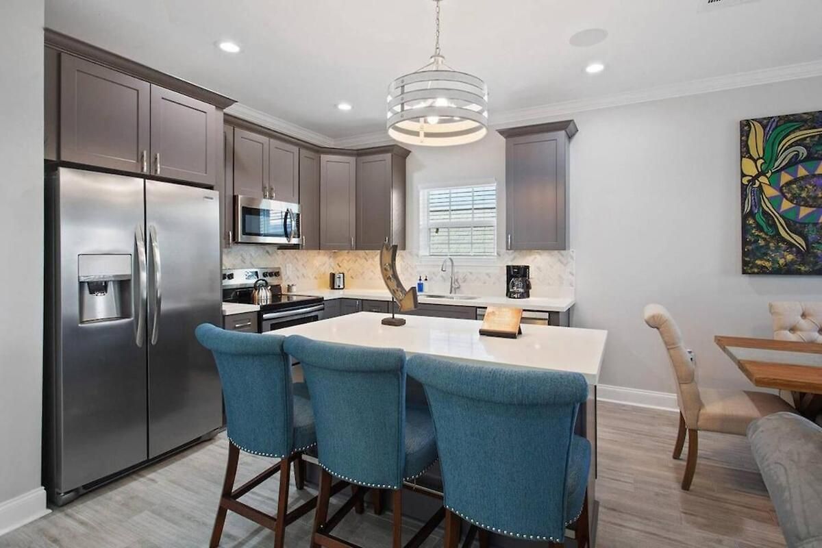 Exceptional Up-class Living Near Superdome Holiday home