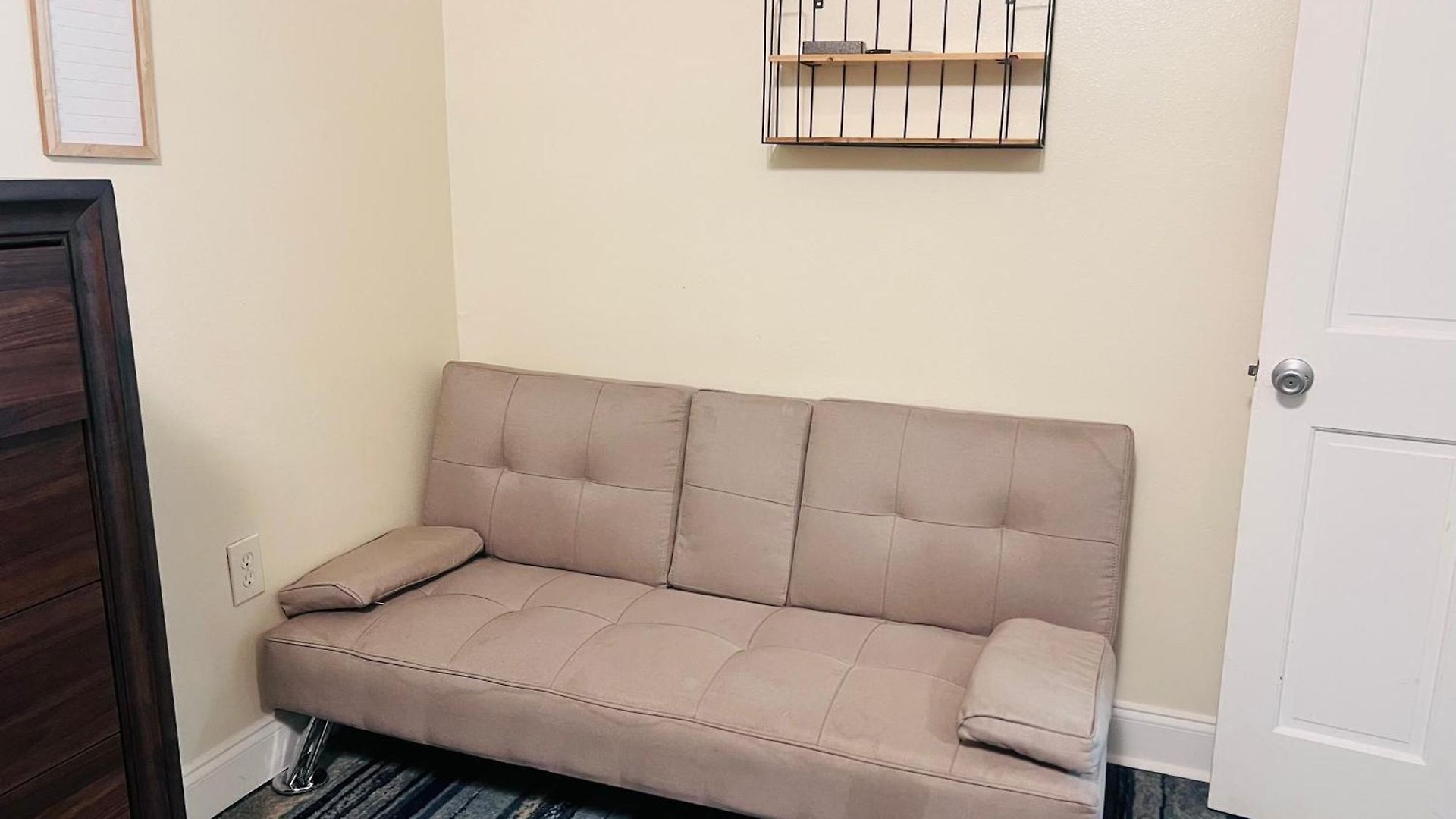 Simplicity Nola 2 Apartment