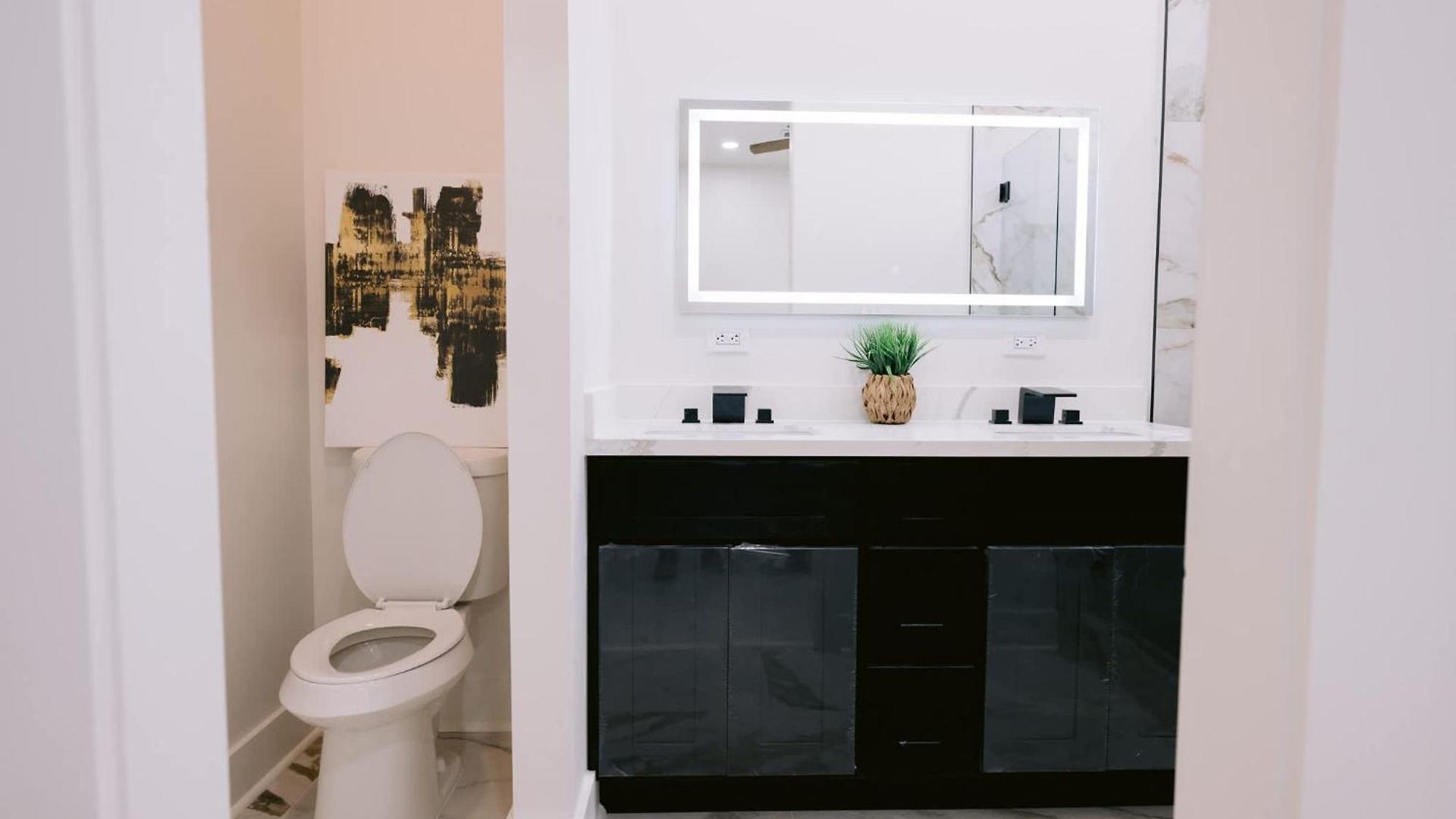 Magic Canal Apartment