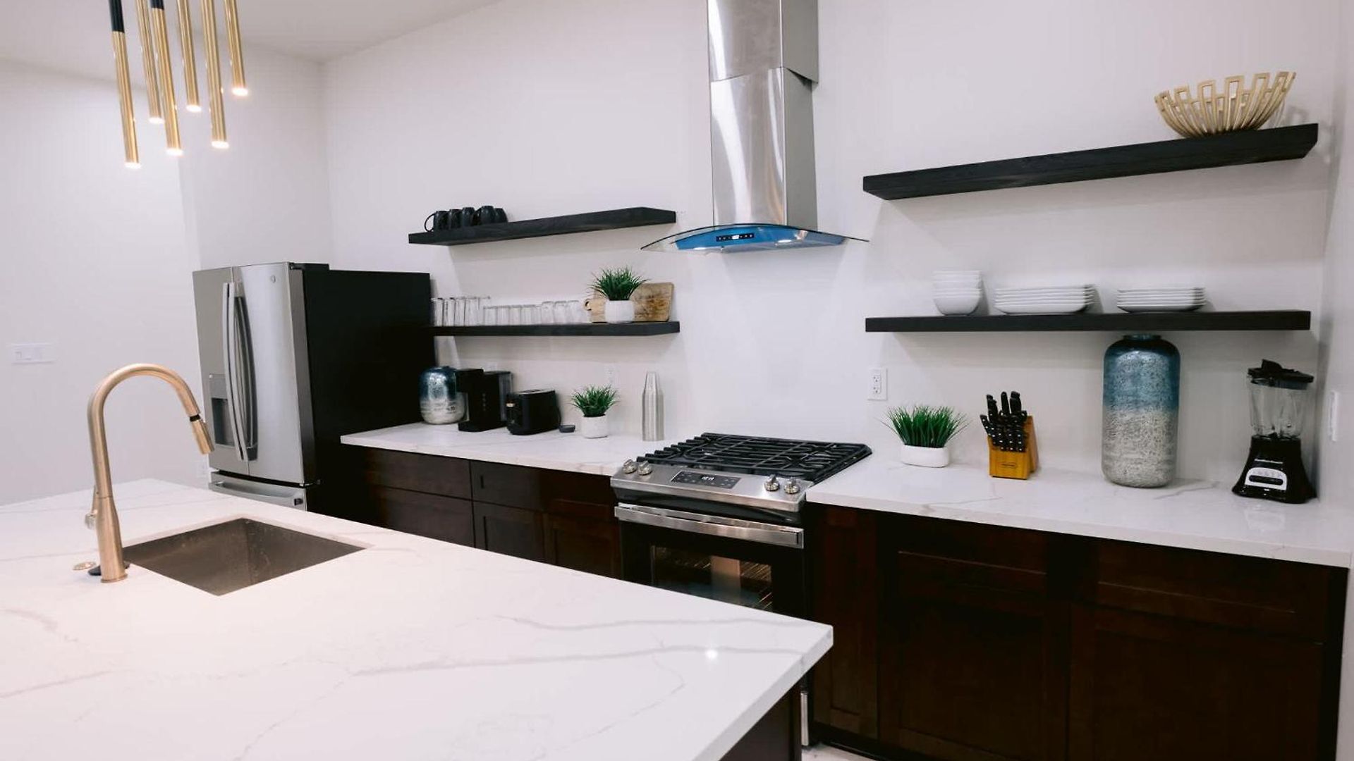 Magic Canal Apartment
