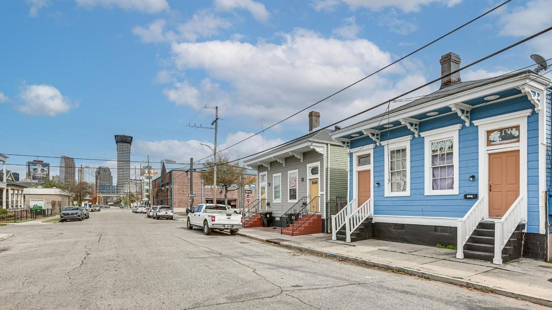 Apartment & Play: Near Downtown