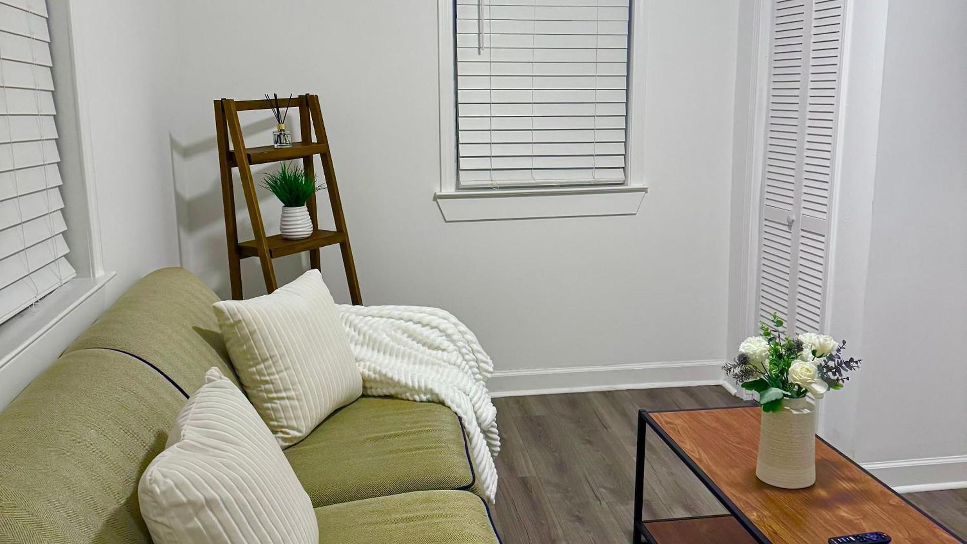 Apartment New Walk To Superdome & Near Canal St *