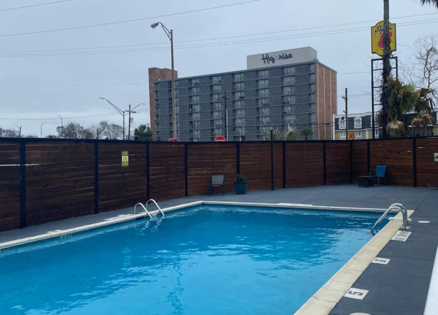 Hotel 10 Extended Stay