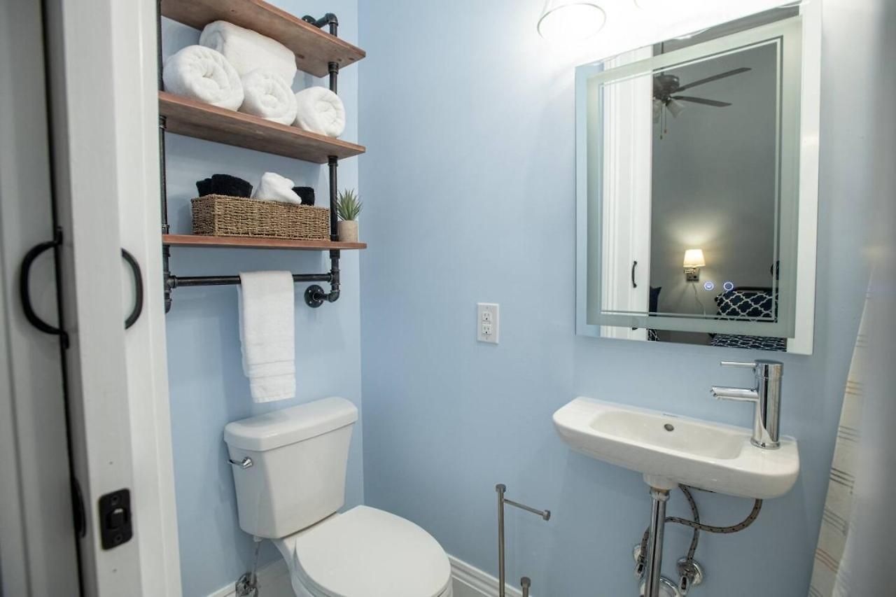 St Philip Gem 5 Bed-5 Bath Steps To Fq - Monthly Holiday home *