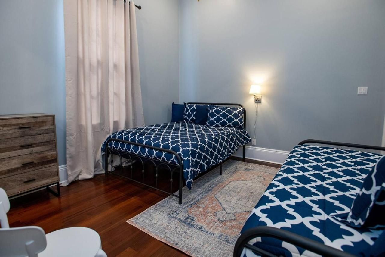 St Philip Gem 5 Bed-5 Bath Steps To Fq - Monthly Holiday home