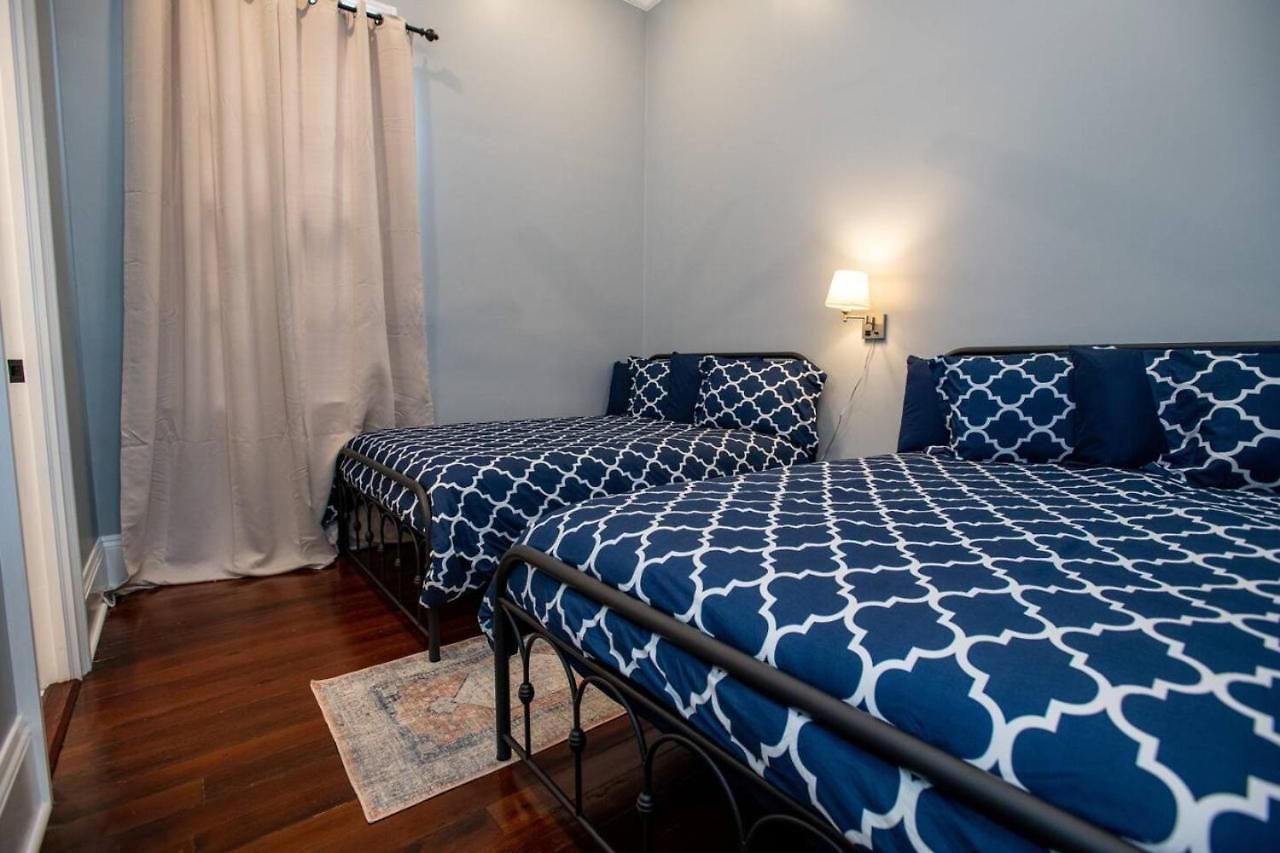 St Philip Gem 5 Bed-5 Bath Steps To Fq - Monthly *