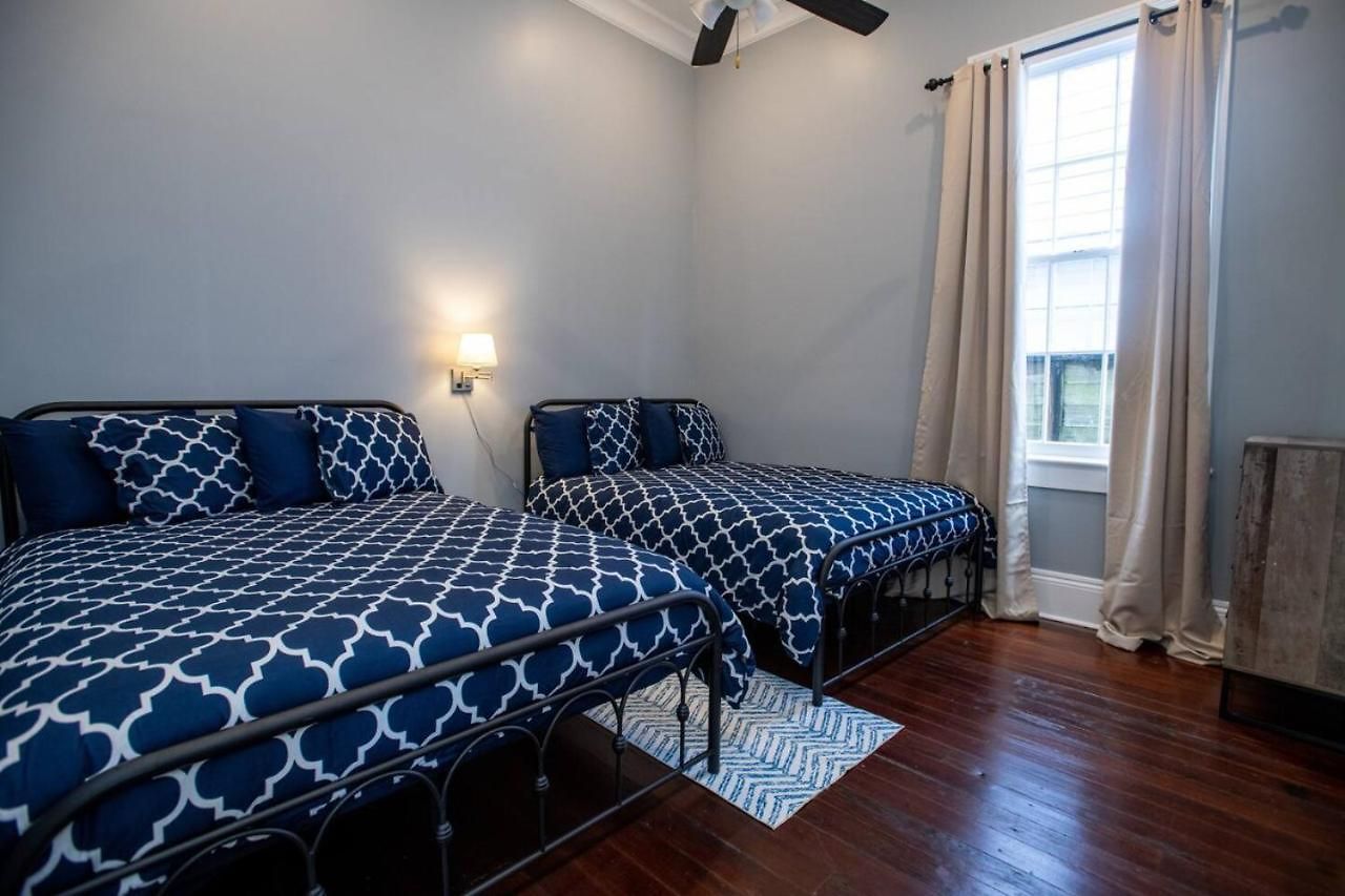St Philip Gem 5 Bed-5 Bath Steps To Fq - Monthly Holiday home New Orleans