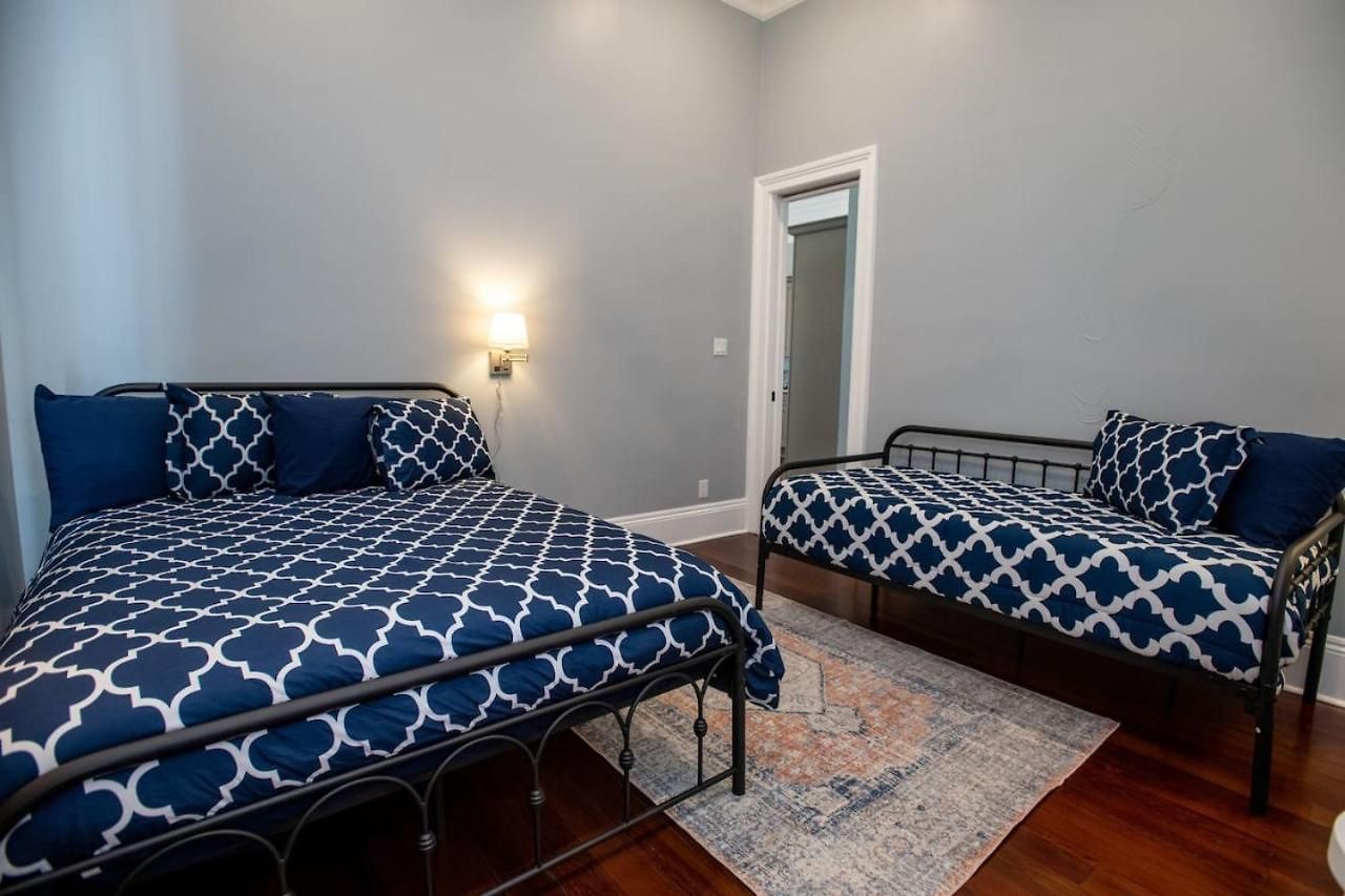 St Philip Gem 5 Bed-5 Bath Steps To Fq - Monthly * New Orleans