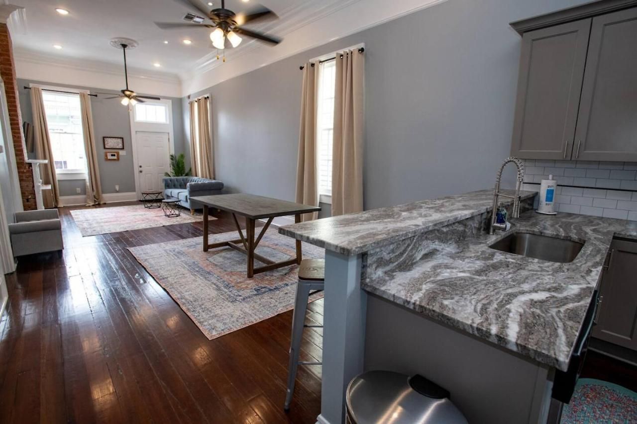 St Philip Gem 5 Bed-5 Bath Steps To Fq - Monthly Holiday home *