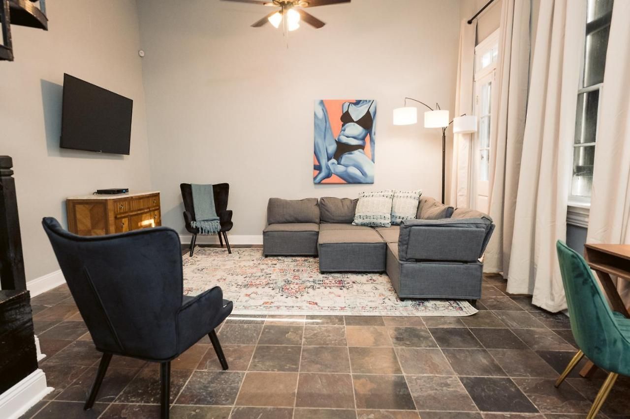 Dumaine Historic Carriage House