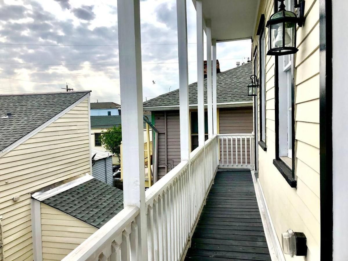 Holiday home Dumaine Historic Carriage House *