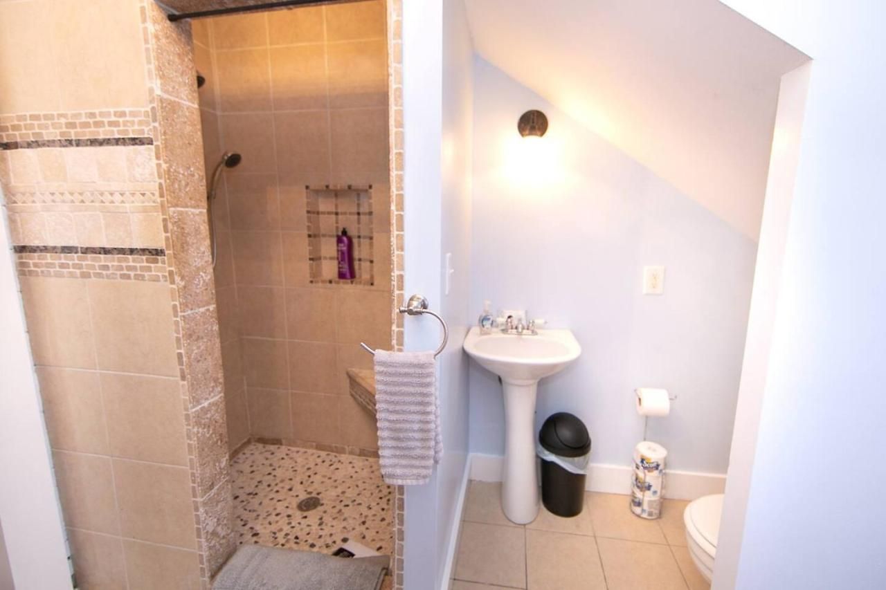 Governors Mansion 5 Bedroom-3 Bath Holiday home *