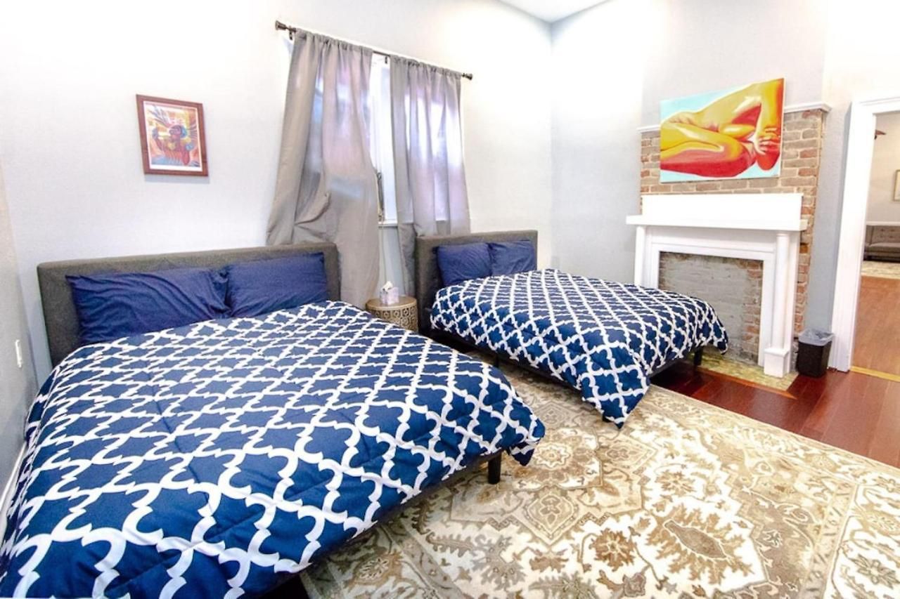 5br Historic Claiborne W/ Pool & Courtyard — 6 Blocks To French Quarter *