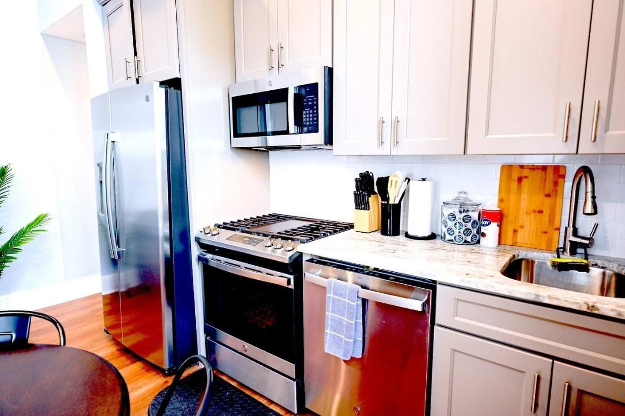 Apartment Governors - 2 Bedroom - Steps To Fq *