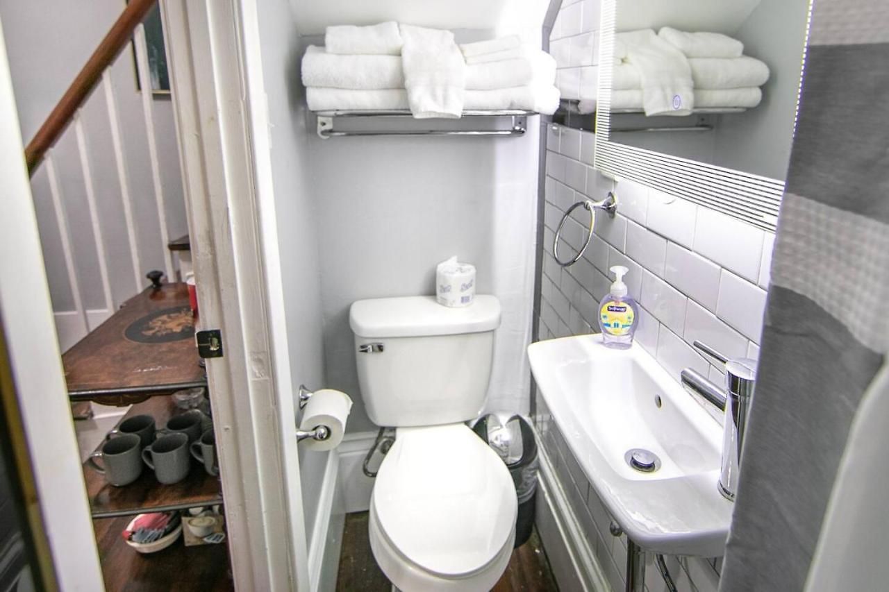 Ursulines Historic Creole Apartment