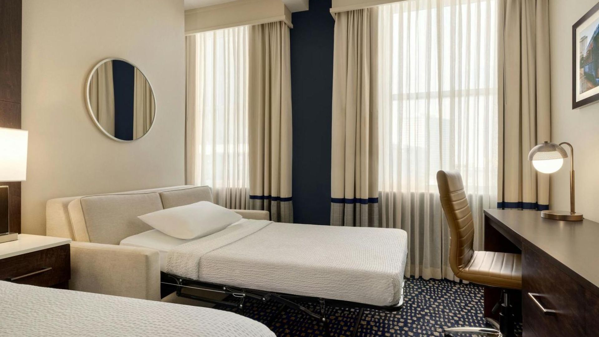 Fairfield By Marriott & Downtown French Quarter Area Hotel New Orleans