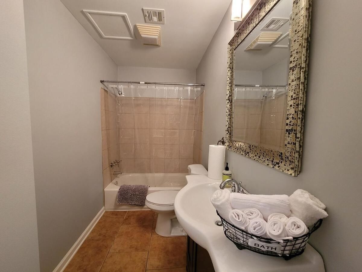 Lakeview Gem 3 Bedroom With Pool Holiday home New Orleans