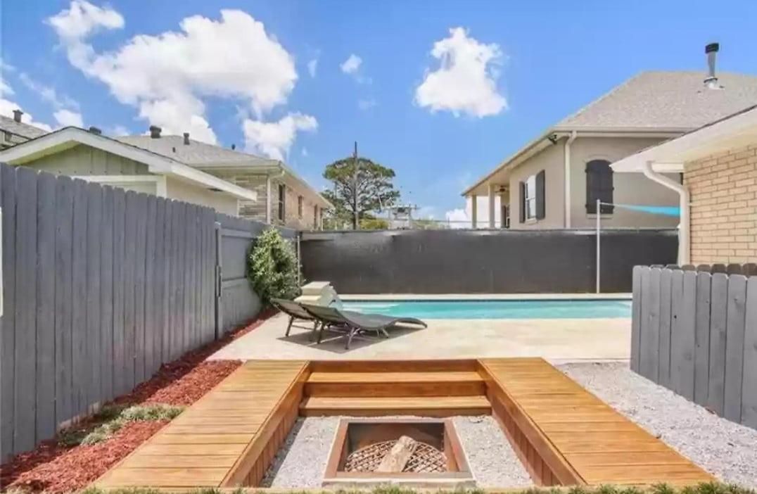 Lakeview Gem 3 Bedroom With Pool Holiday home