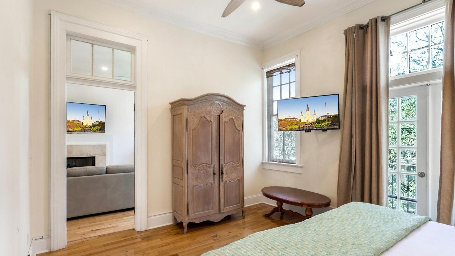 Spacious 3br Downtown In *