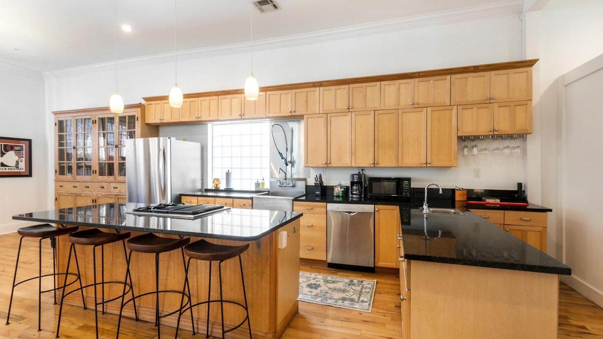 Spacious 3br Downtown In * New Orleans
