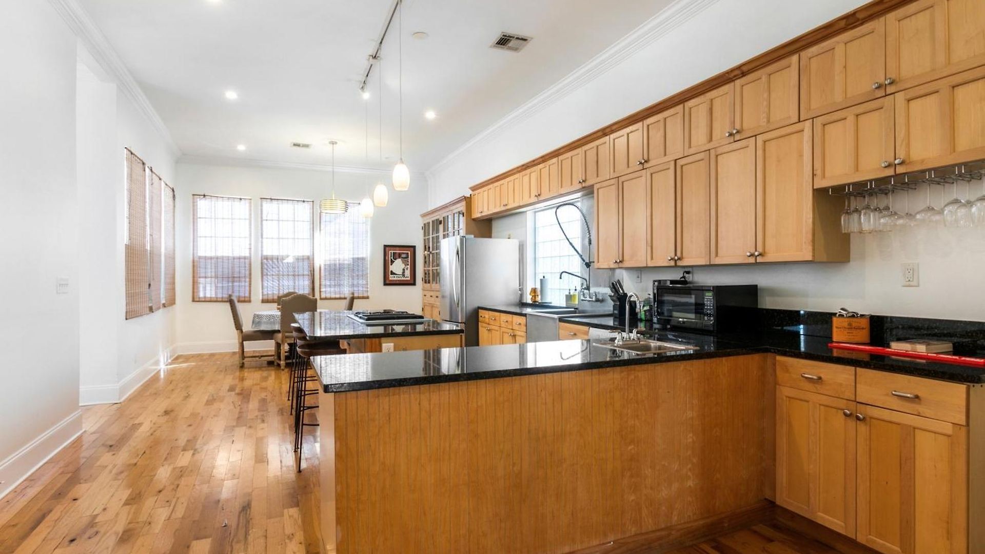 Spacious 3br Downtown In * New Orleans
