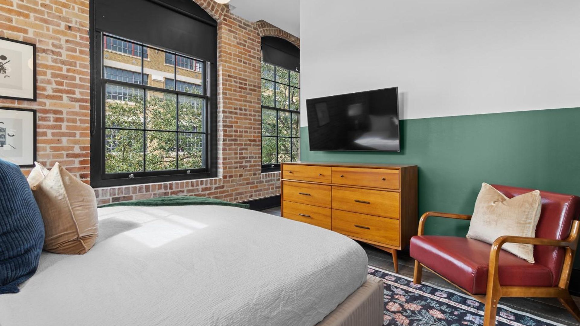 Downtown 2br Queen Sleeper Sofa Near Superdome And Parade Route New Orleans