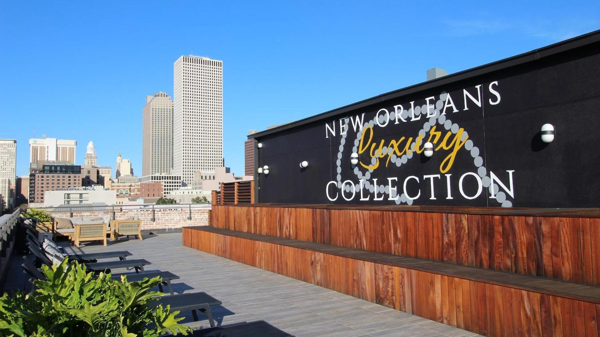 Beautiful Downtown 2 Bedroom 2 Bath 3 Blocks From Superdome Or Parade Route * New Orleans
