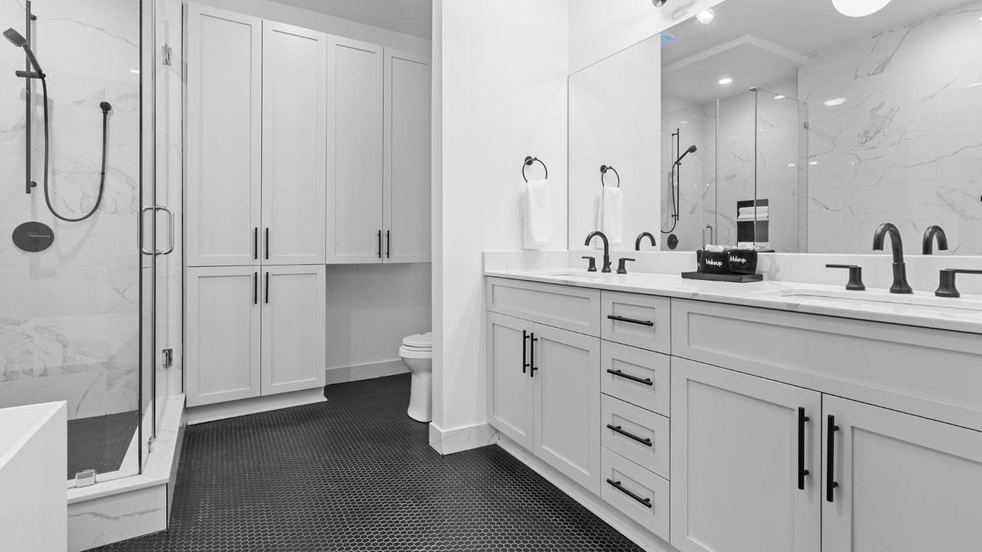 Downtown 2br Queen Sleeper Sofa Near Superdome And Parade Route * New Orleans