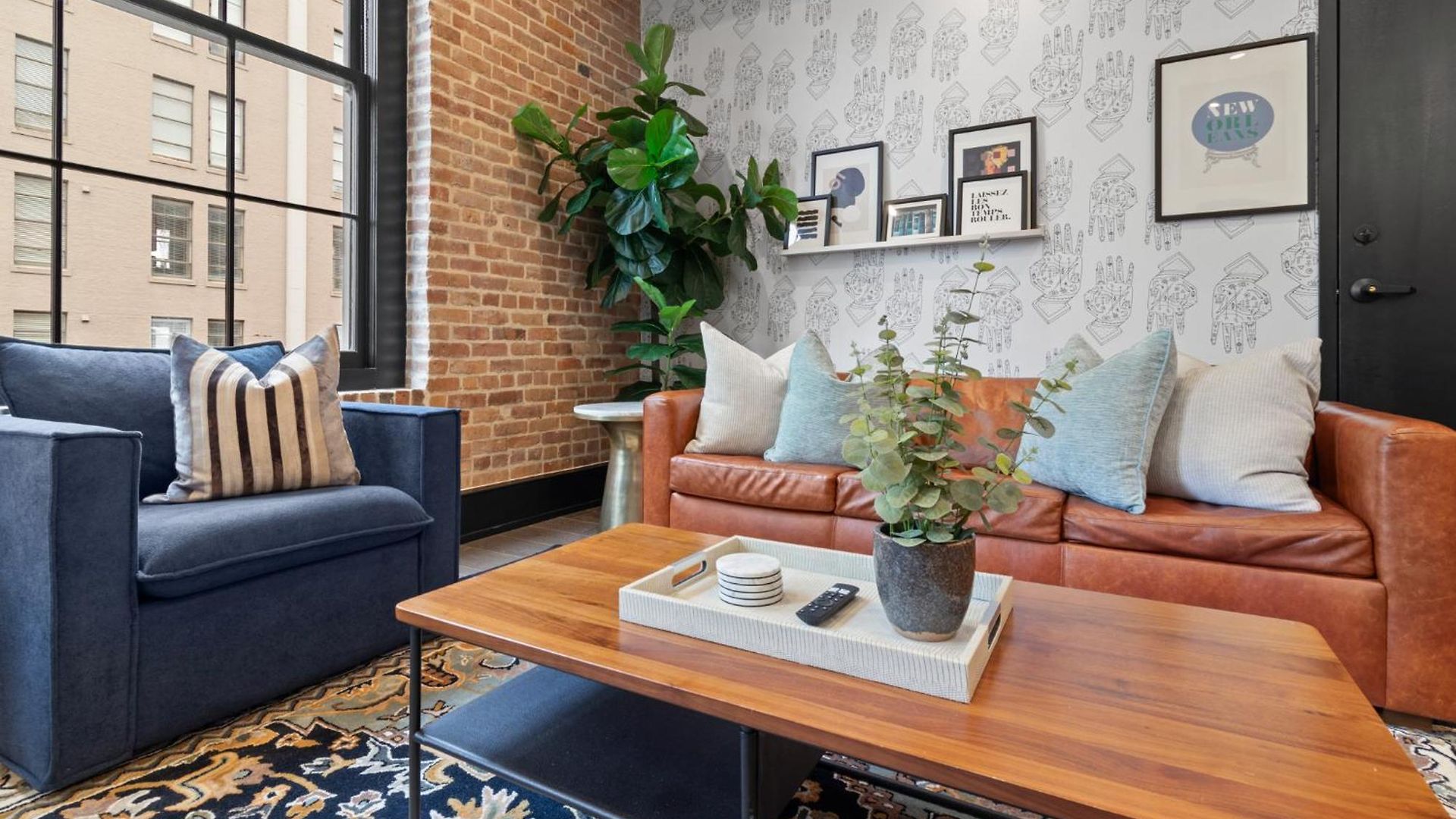 Hotel Steps From Dome Spacious 2 Br2ba Wqueen Sleeper Sofa Perfect For Up To 6 Guests Amenities Galore *