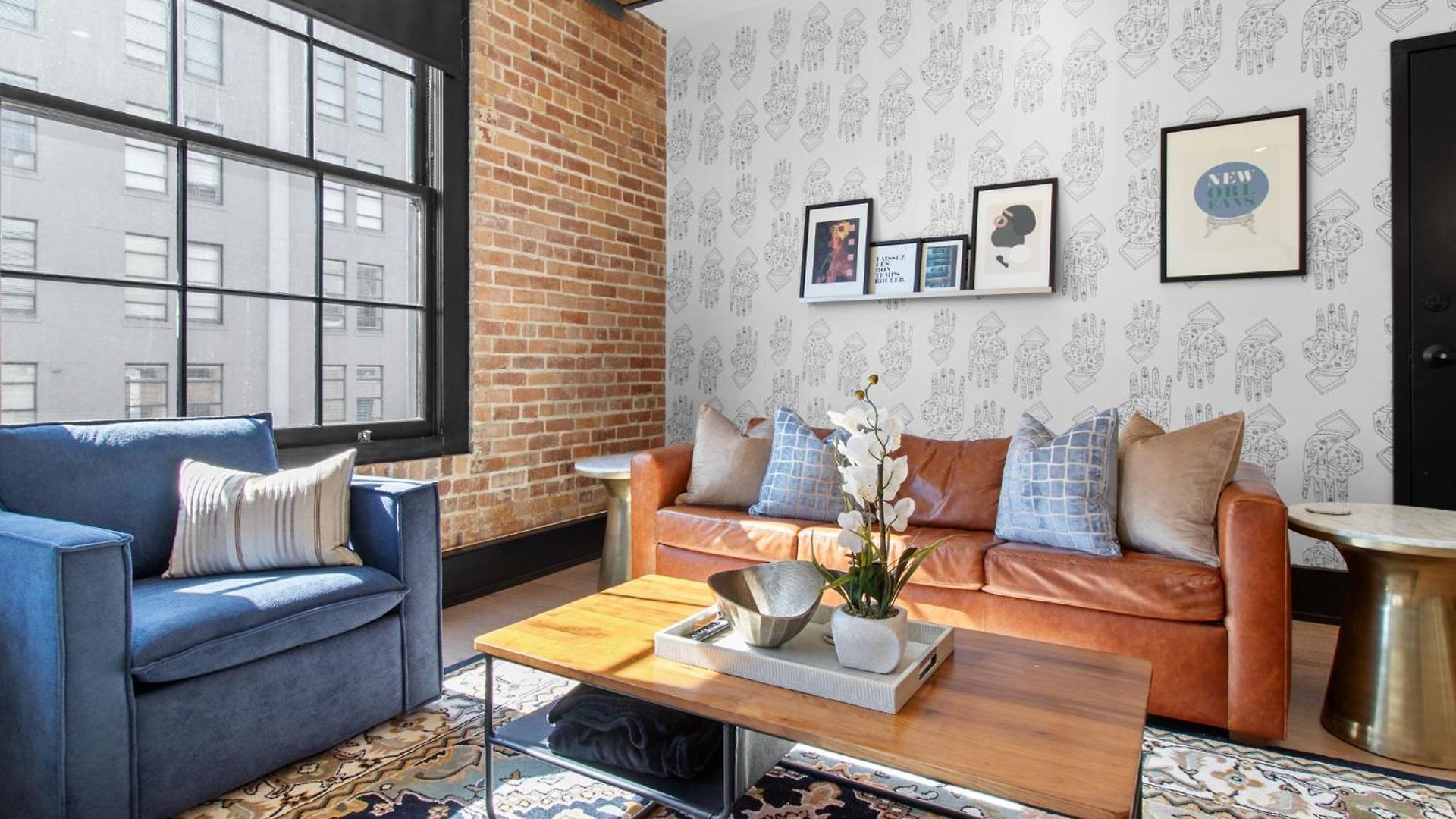 Hotel Near French Quarter - Stylish With Rooftop Amenities *