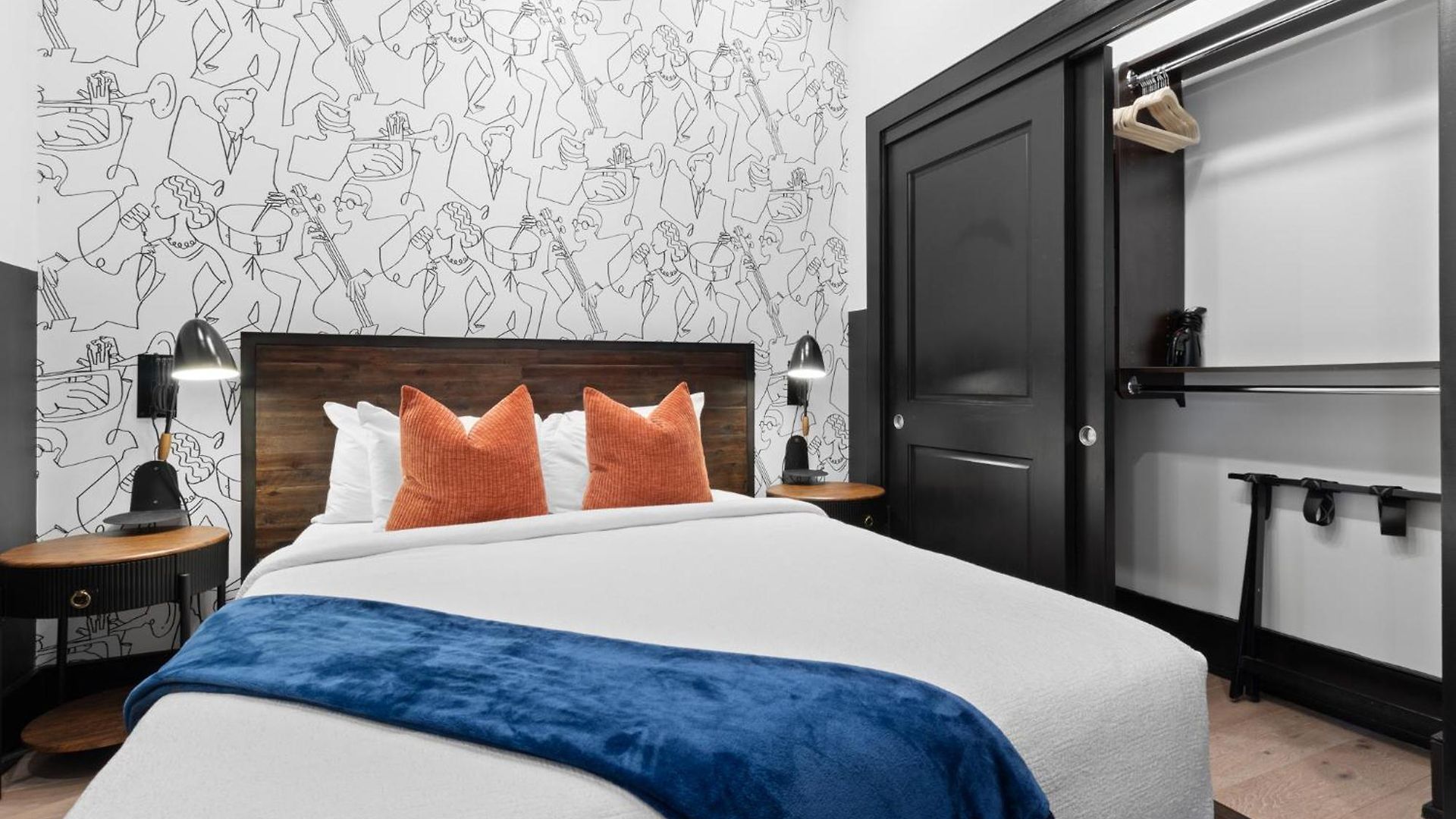 Hotel Downtown Close To Superdome With Rooftop Pool Gym