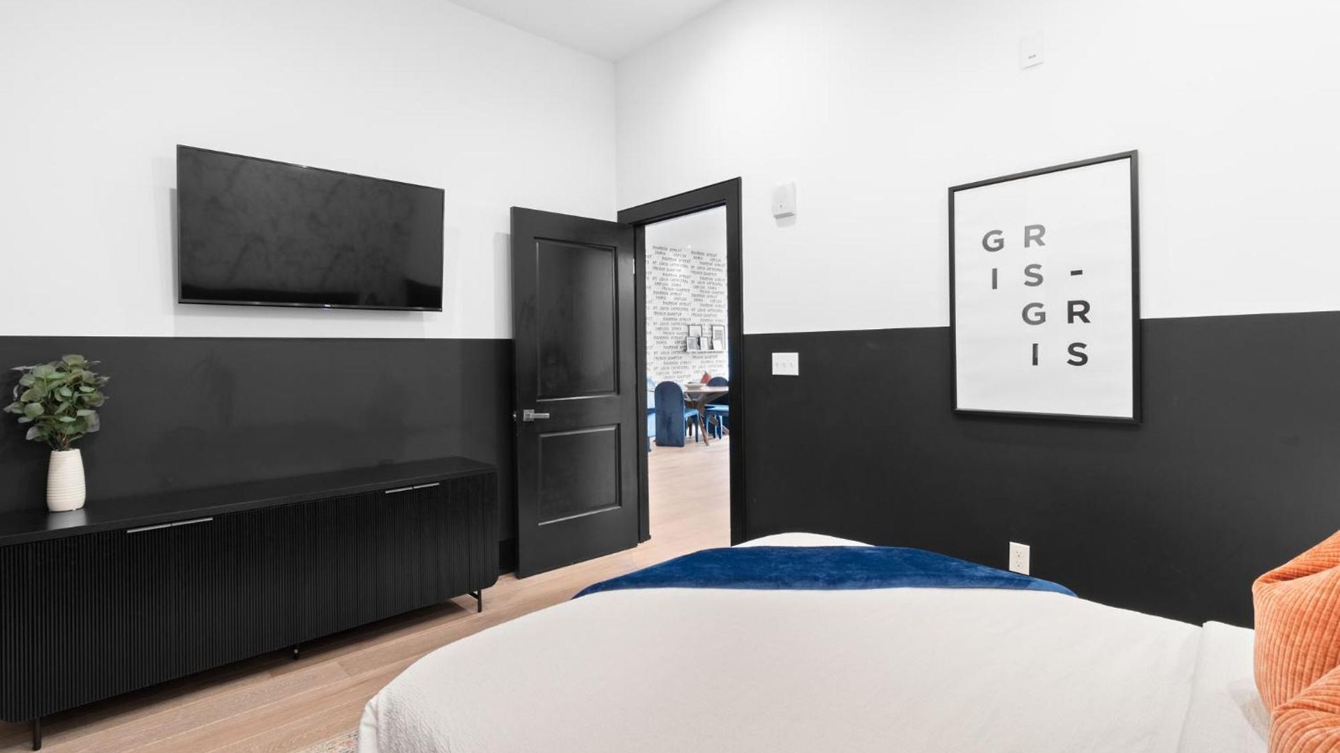 Downtown Close To Superdome With Rooftop Pool Gym Hotel *