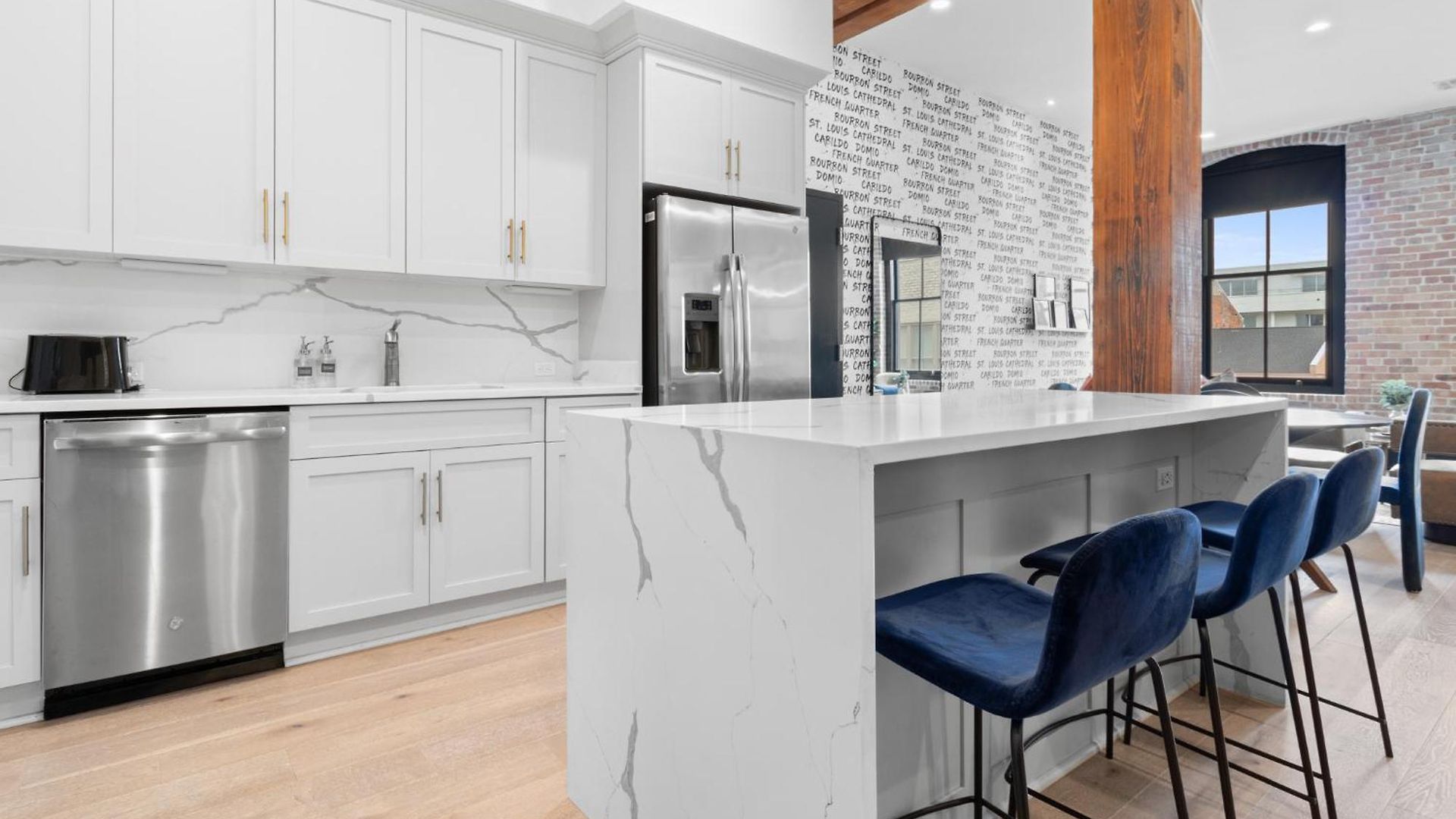 Downtown Close To Superdome With Rooftop Pool Gym *