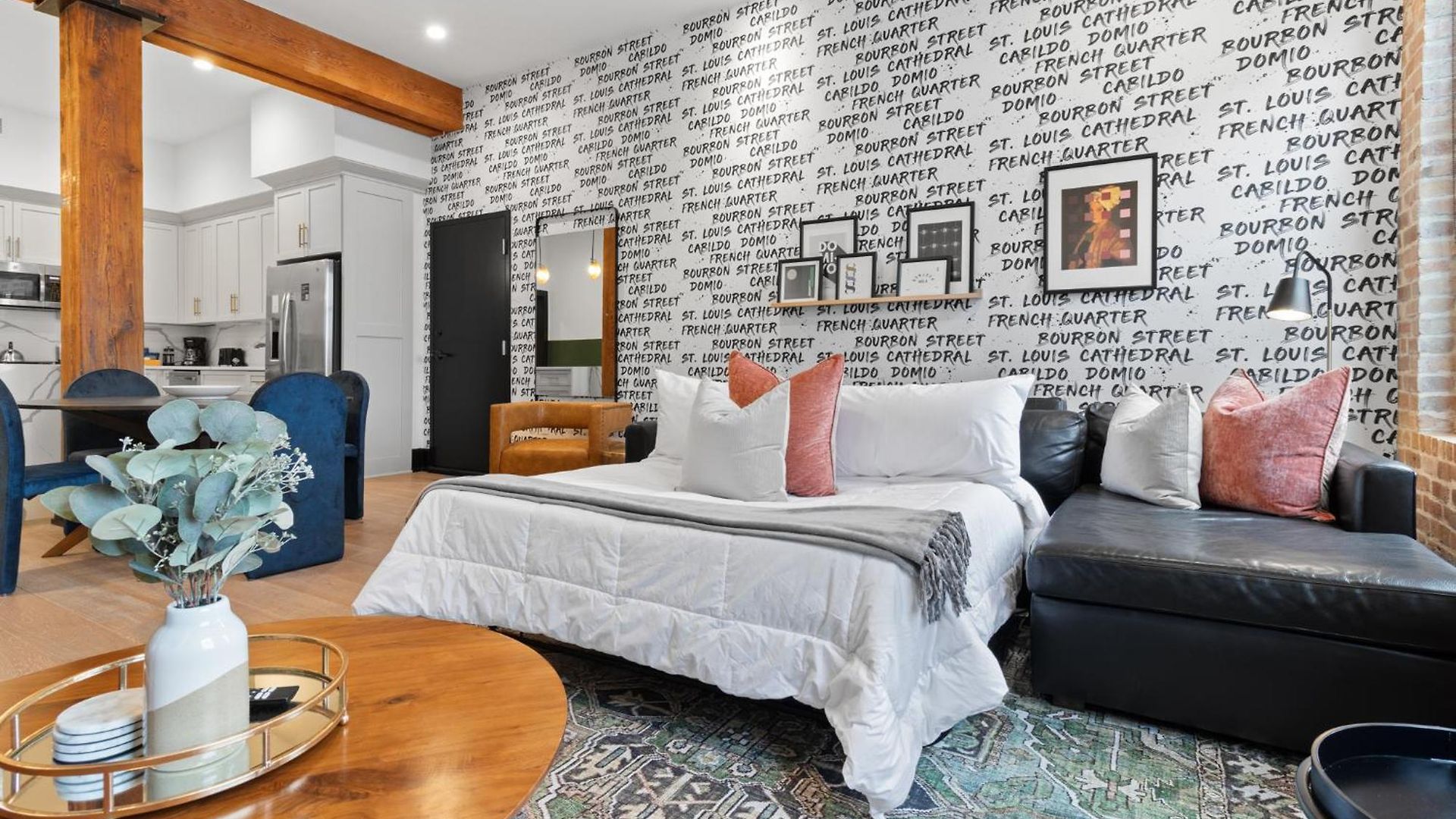 Hotel Downtown Close To Superdome With Rooftop Pool Gym New Orleans