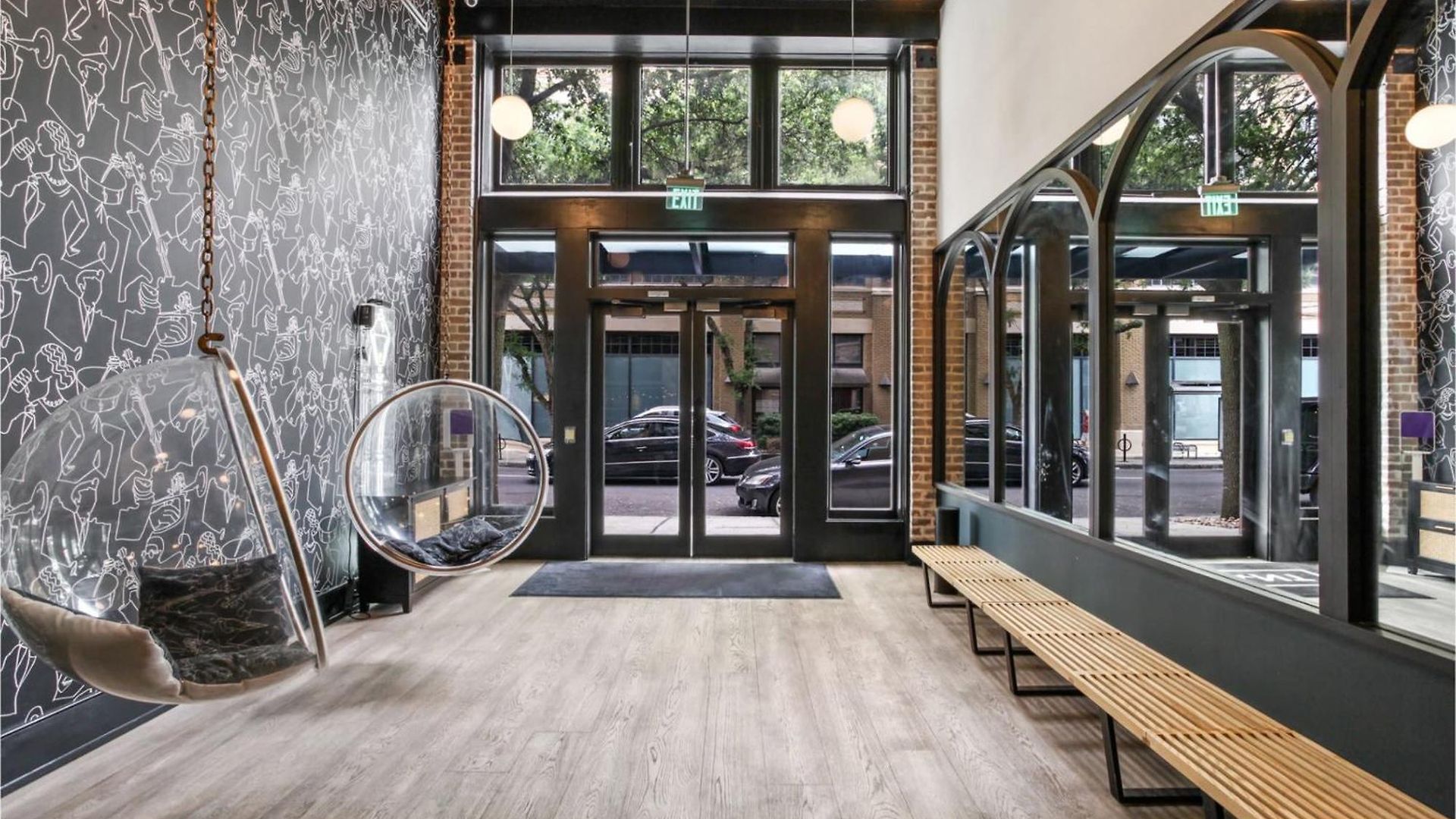 Downtown Close To Superdome With Rooftop Pool Gym
