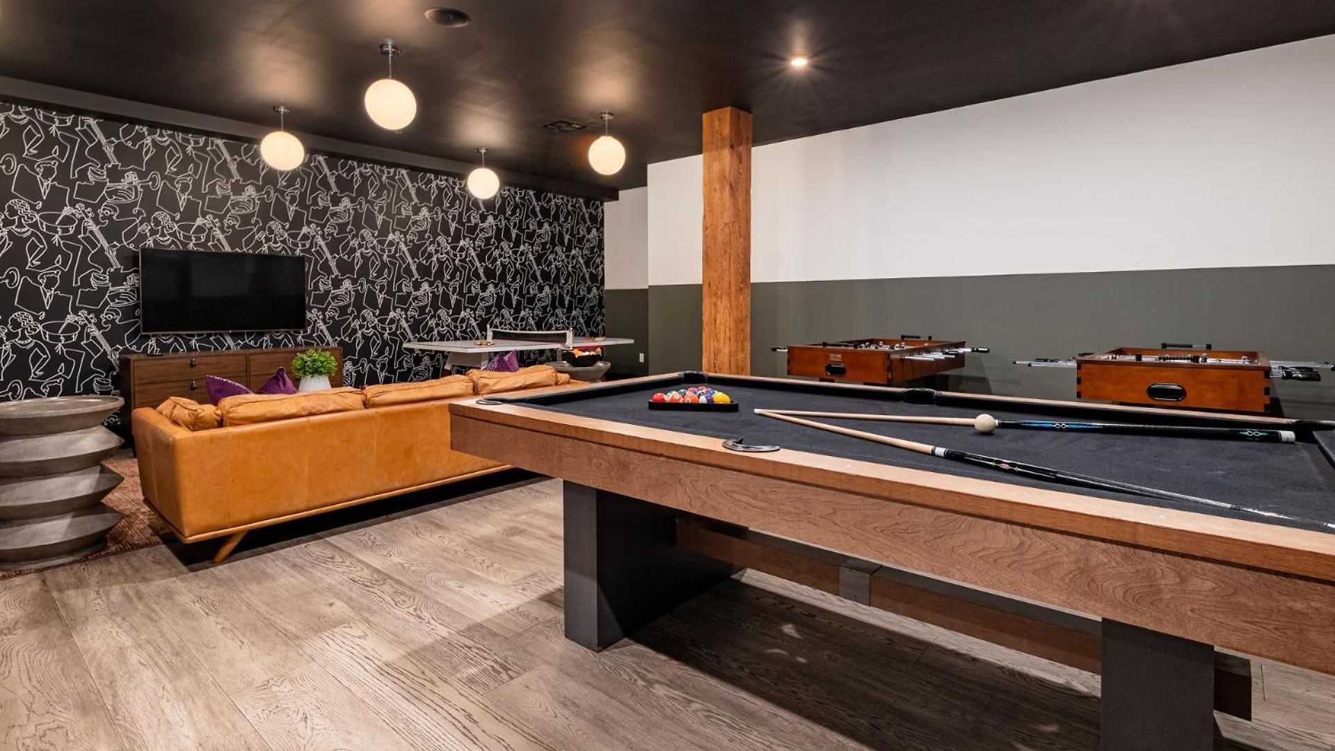 Downtown Close To Superdome With Rooftop Pool Gym Hotel