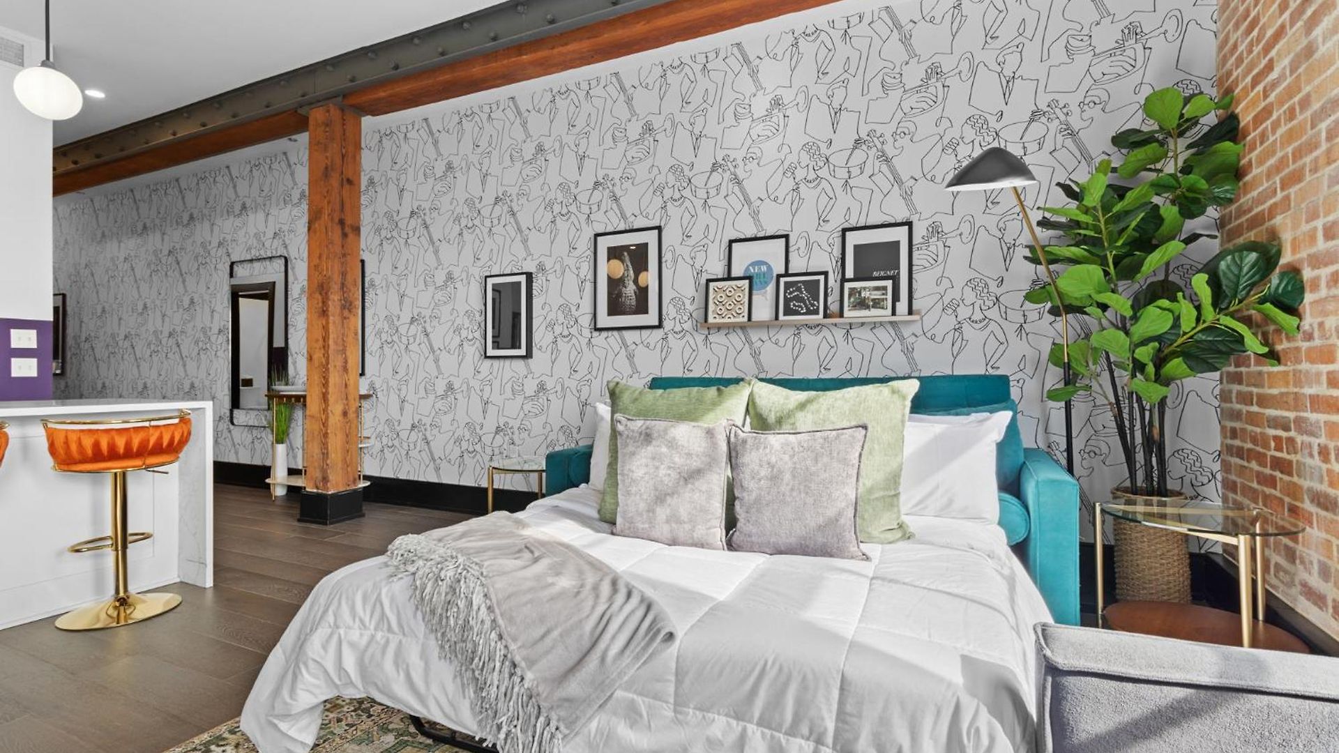 Exposed Bricks Cypress Beams - Luxury Near French Quarter * New Orleans