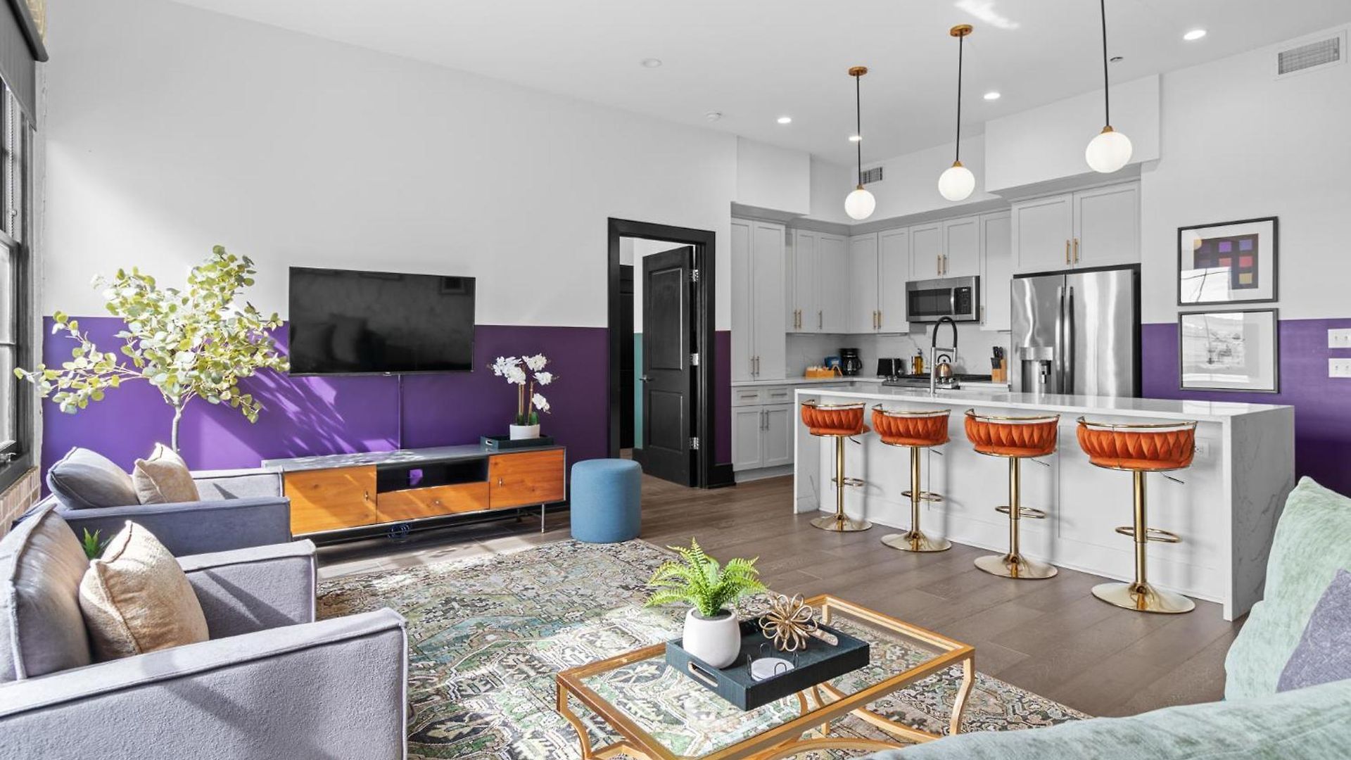 Exposed Bricks Cypress Beams - Luxury Near French Quarter Hotel *
