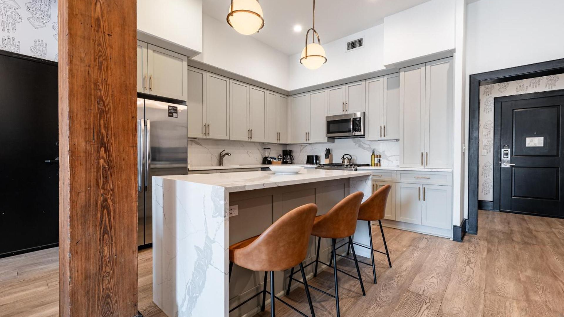 Downtown 4bd4ba With 2 Queen Sleeper Sofas Connecting Unit Perfect For Groups