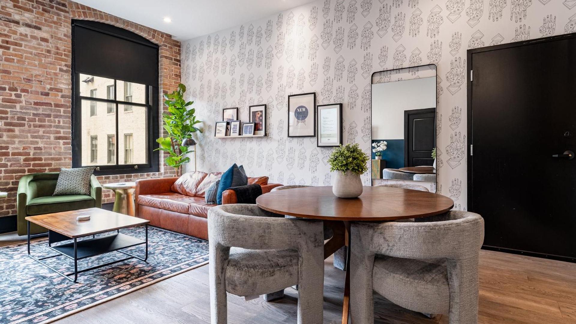Downtown 4bd4ba With 2 Queen Sleeper Sofas Connecting Unit Perfect For Groups