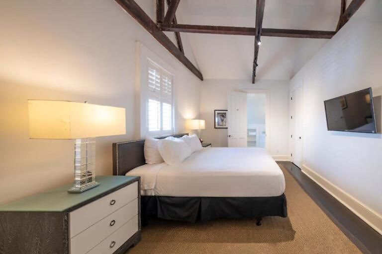 Hotel Melrose Mansion 3*