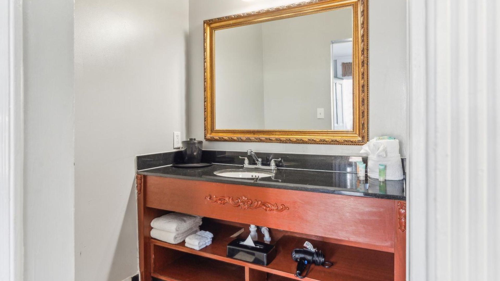 Hotel Maison Saint Charles 3*
