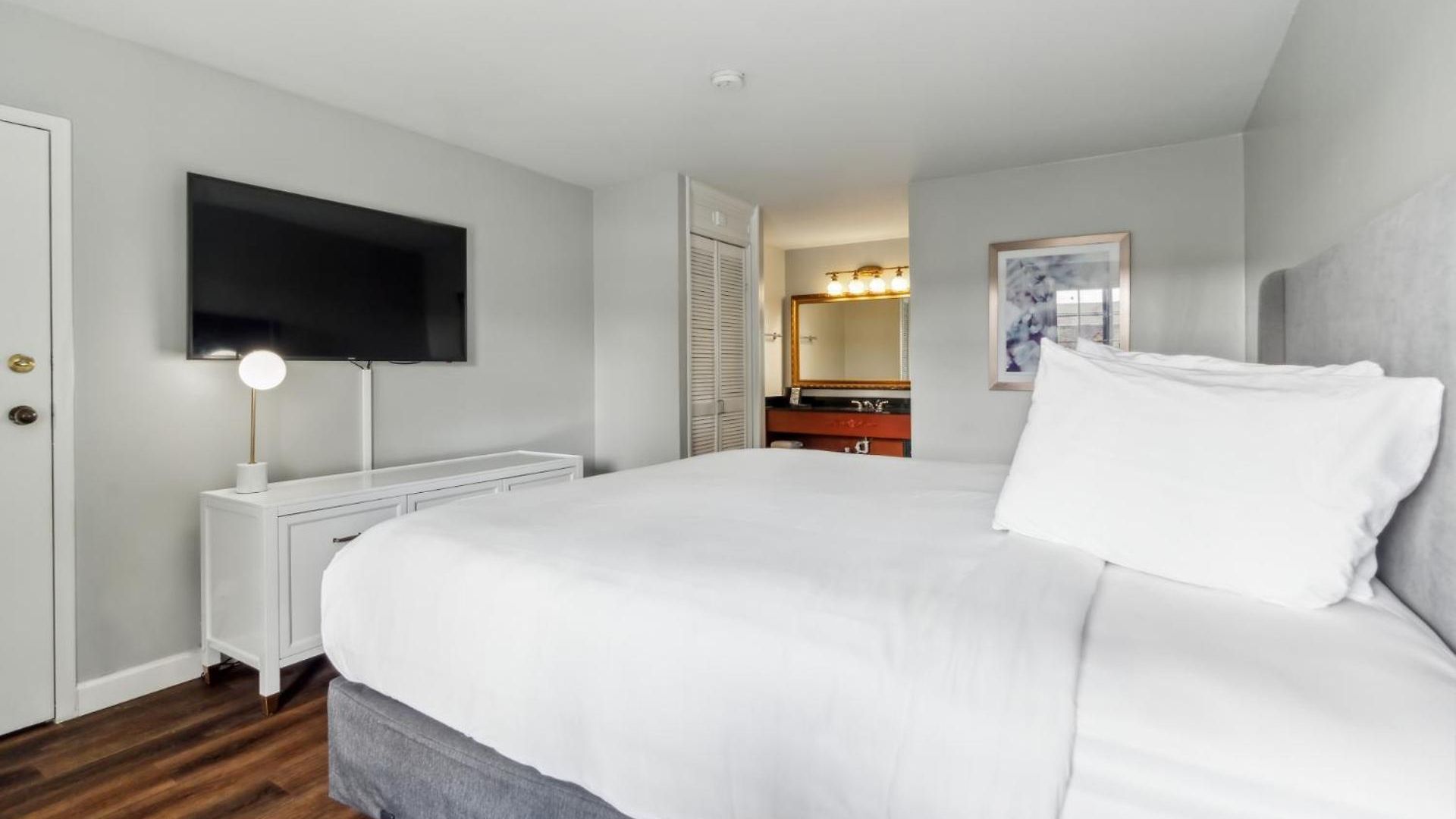 Maison Saint Charles 3*
