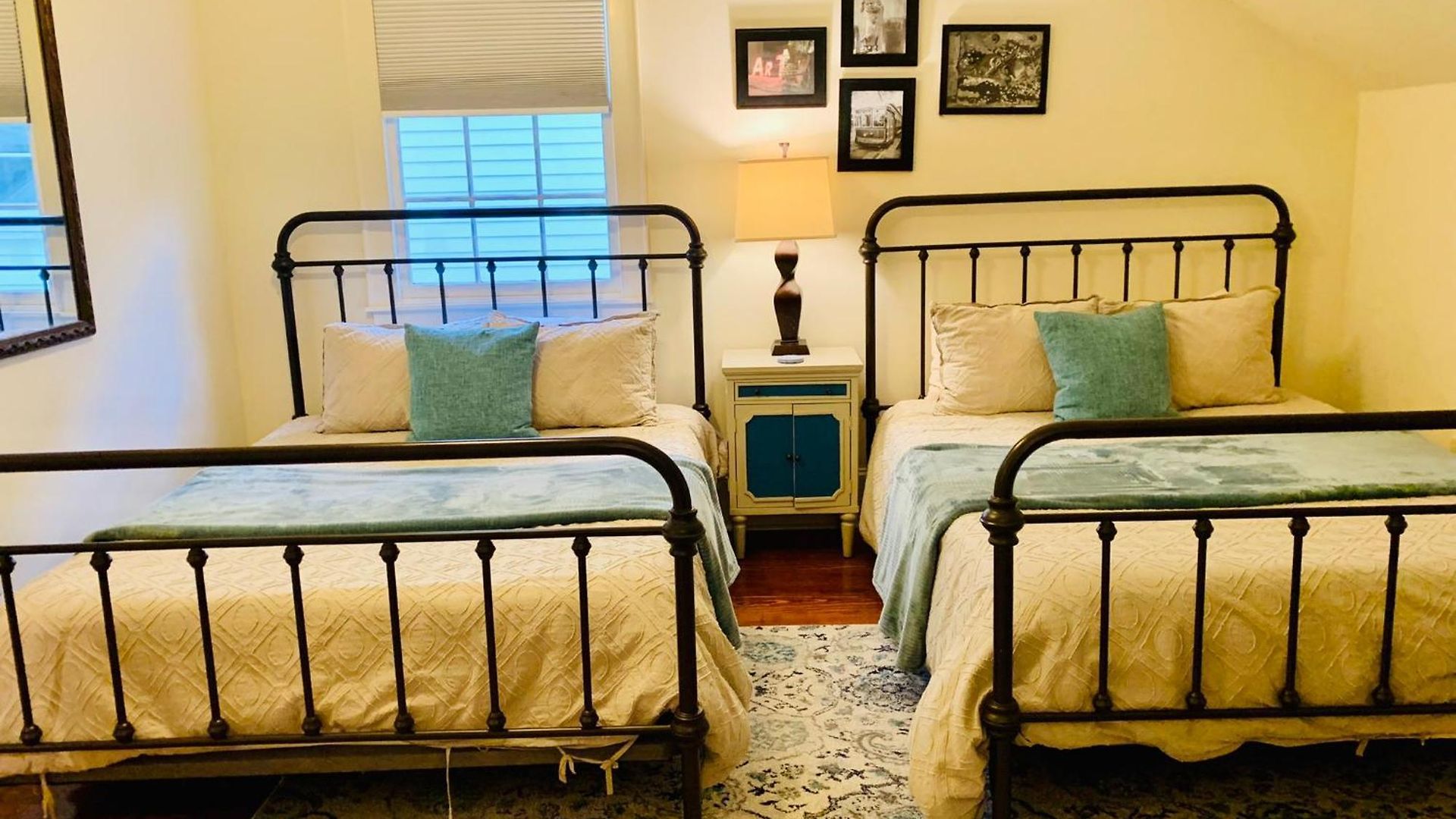 Charming Creole 2 Blocks Across Rampart St From French Quarter