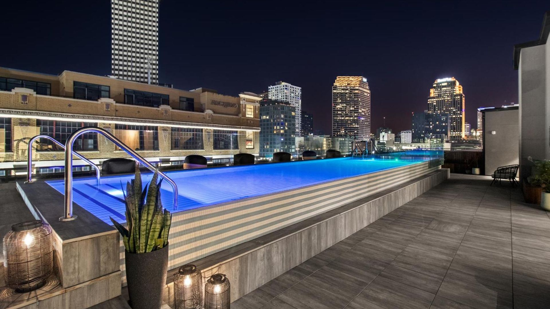 888 Baronne Holiday home *
