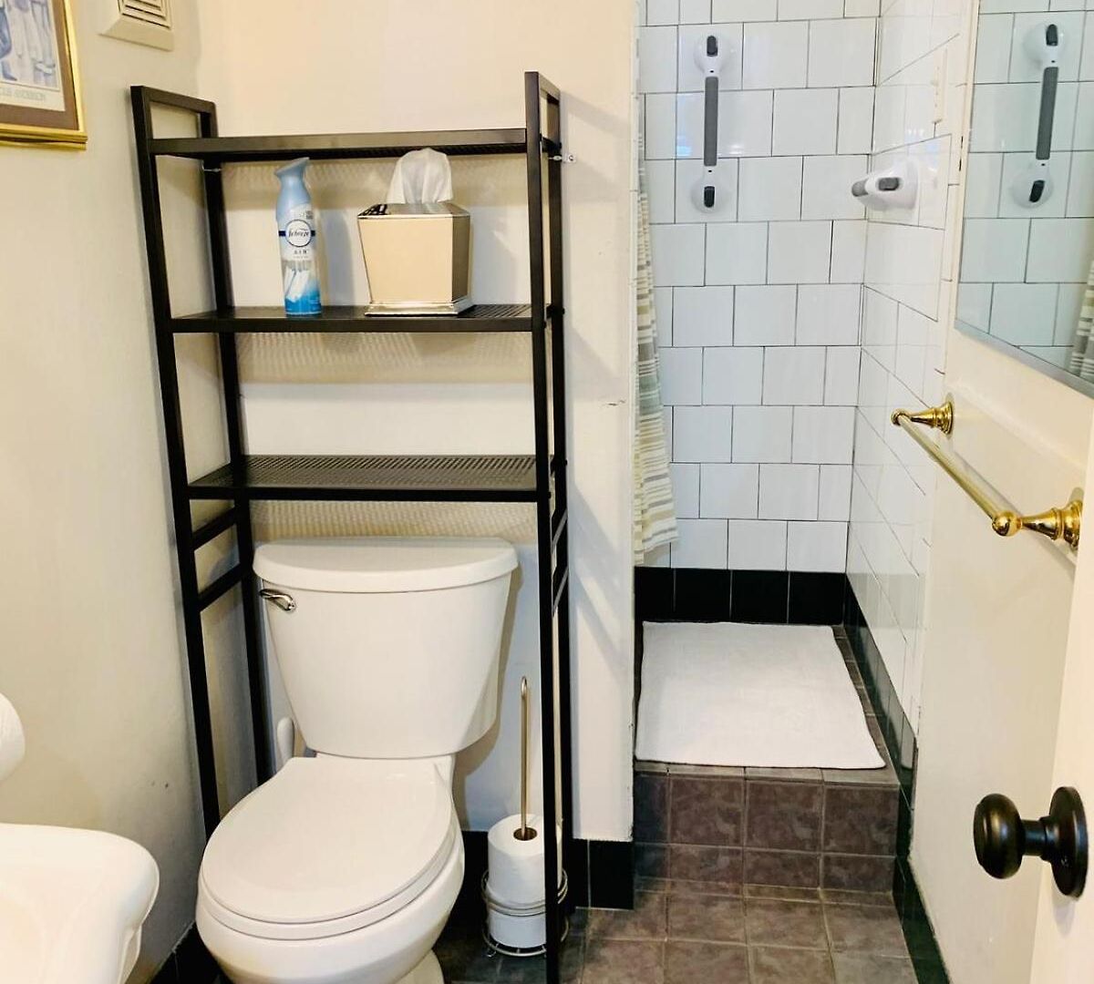 Hidden Jewel Btwn French Quarter & Frenchmen St Apartment
