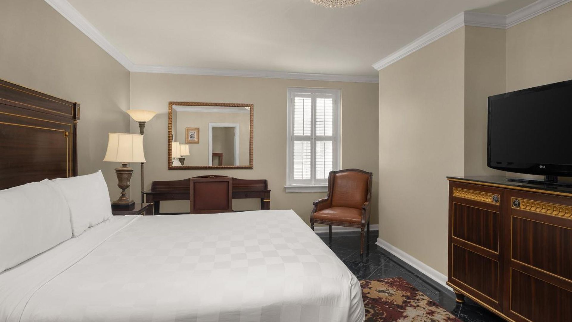 Mazarin Hotel