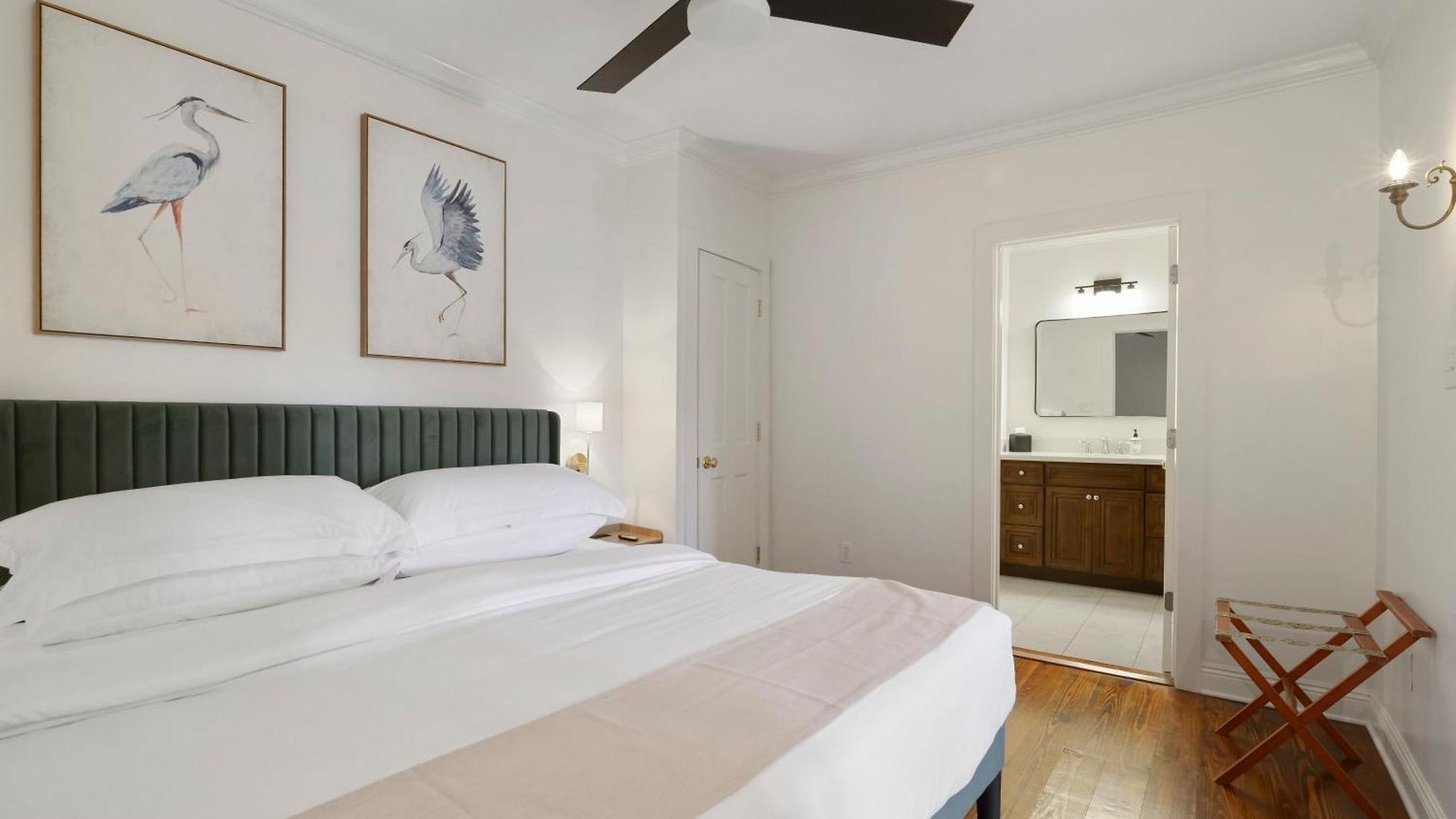 Louis Park Hotel